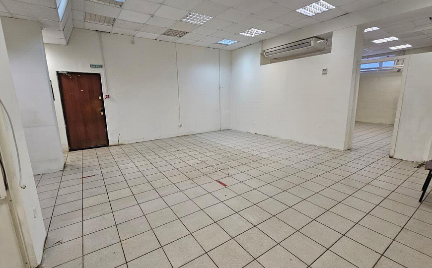 Сдам торговое помещение, 83,09 м² фото