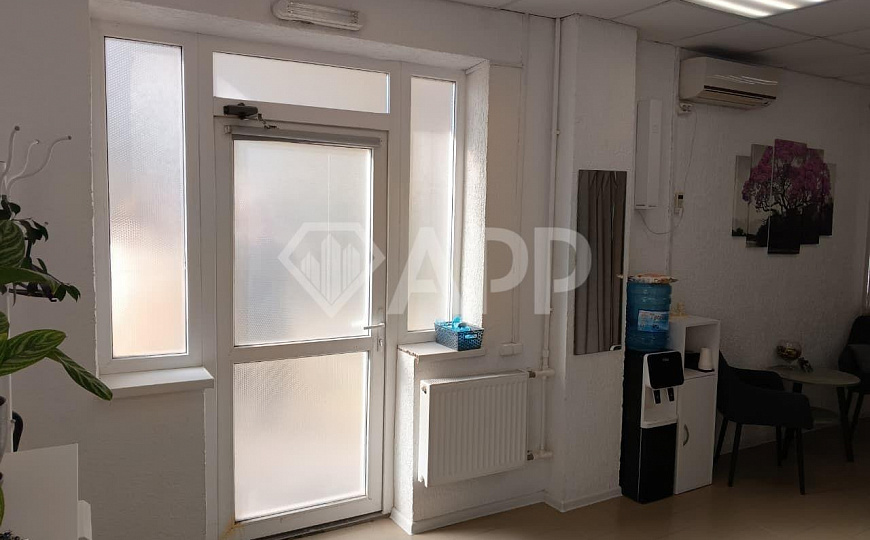 Продам готовый арендный бизнес, 42,7 м² фото