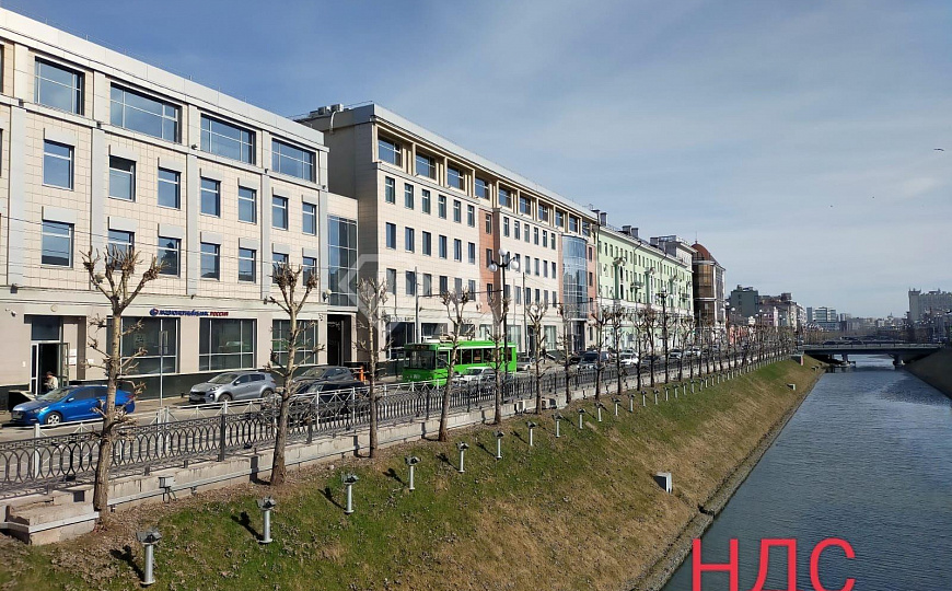 Продаётся 1350м² в самом центре города фото