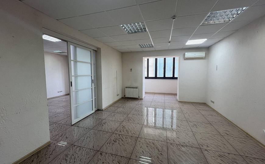 220,5 м² в центре города под офис, салон красоты, спортивную студию, медцентр   фото