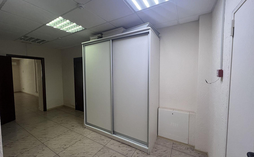 220,5 м² в центре города под офис, салон красоты, спортивную студию, медцентр   фото