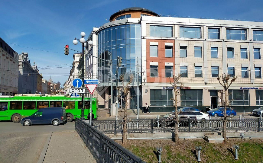 Сдаю 819м² в центре с НДС фото