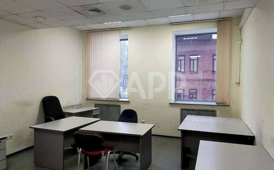 Сдаю 819м² в центре с НДС фото