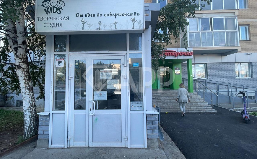 Кабинеты на 1-й линии. фото