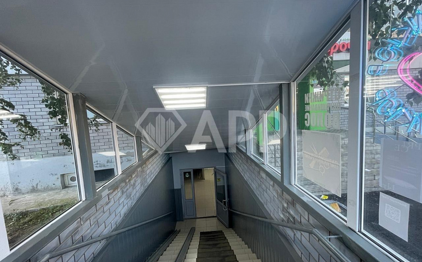 Кабинеты на 1-й линии. фото