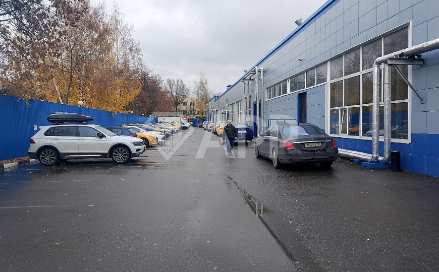 Помещение под автосервис, 450-1000м фото