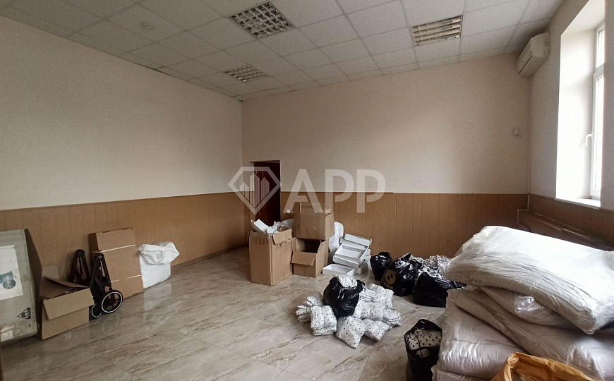 Продам отдельно стоящее здание, 606 м² фото