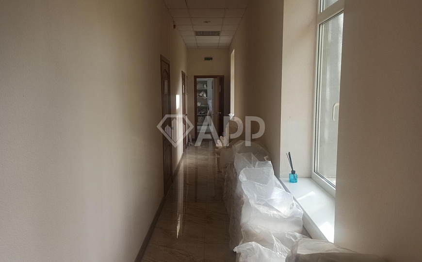 Продам отдельно стоящее здание, 606 м² фото