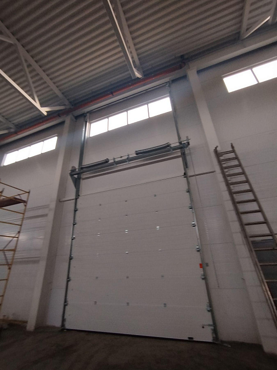 Сдается склад 1 500 - 5000 м² фото