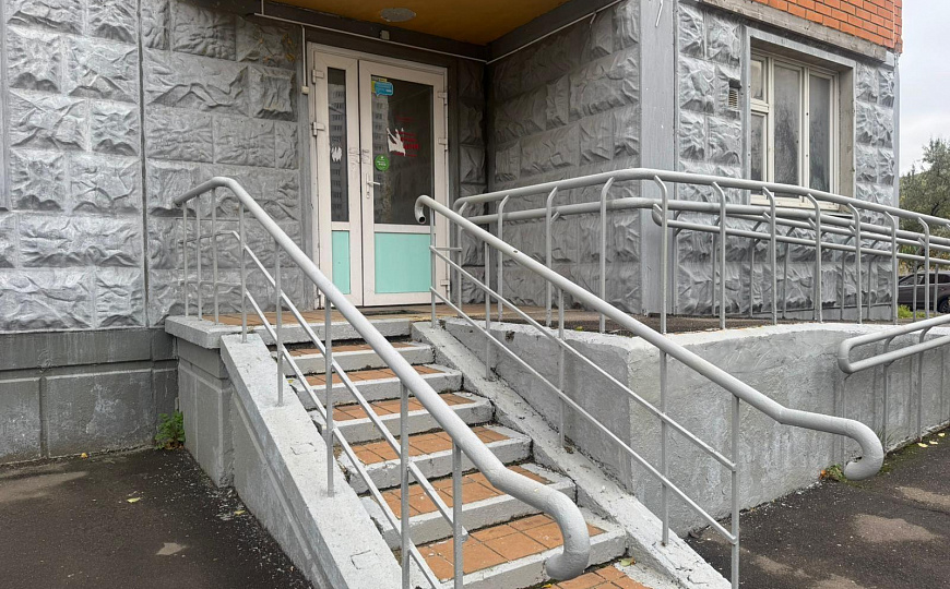 Сдам помещение, 76 м² с отдельным входом  фото