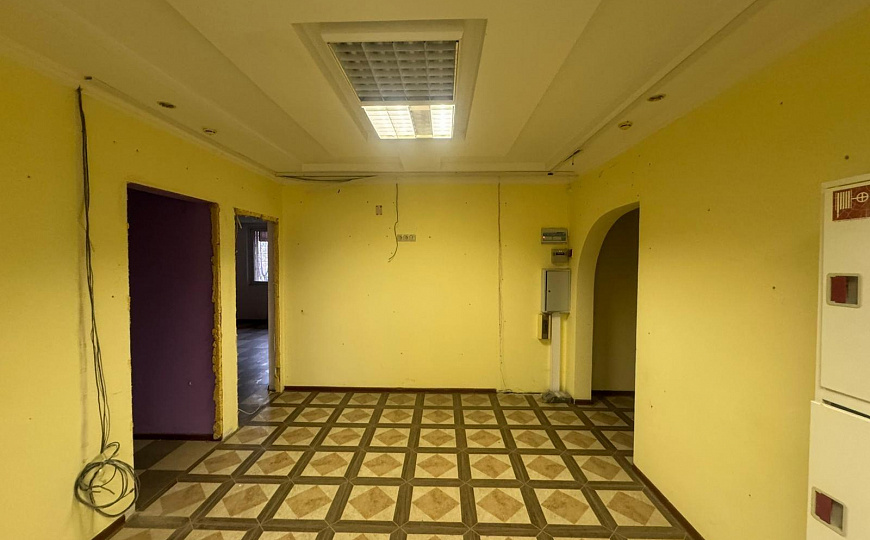 Сдам помещение, 76 м² с отдельным входом  фото