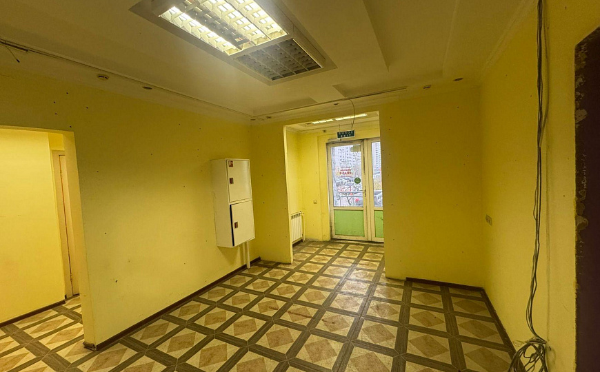 Сдам помещение, 76 м² с отдельным входом  фото