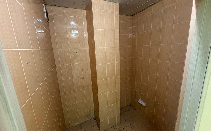 Сдам помещение, 76 м² с отдельным входом  фото