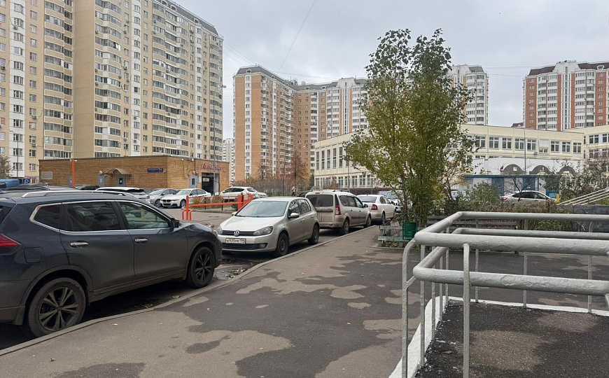 Сдам помещение, 76 м² с отдельным входом  фото