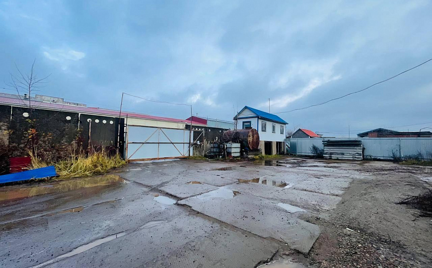 Сдам производственное здание на двух этажах с земельным участком фото