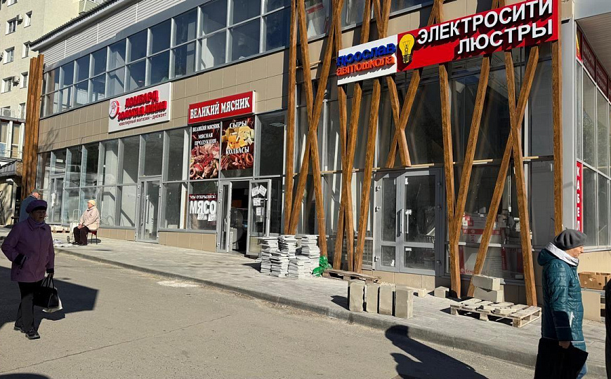 Помещение в новом торговом комплексе 80 м² фото