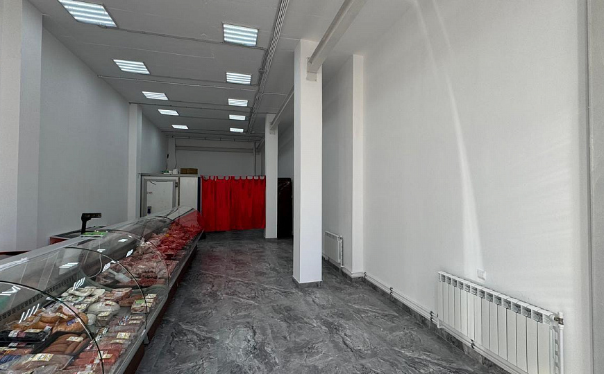 Помещение в новом торговом комплексе 80 м² фото