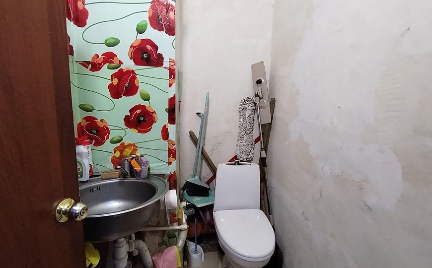 Торговое помещение 81 м² в густонаселенном ЖК фото