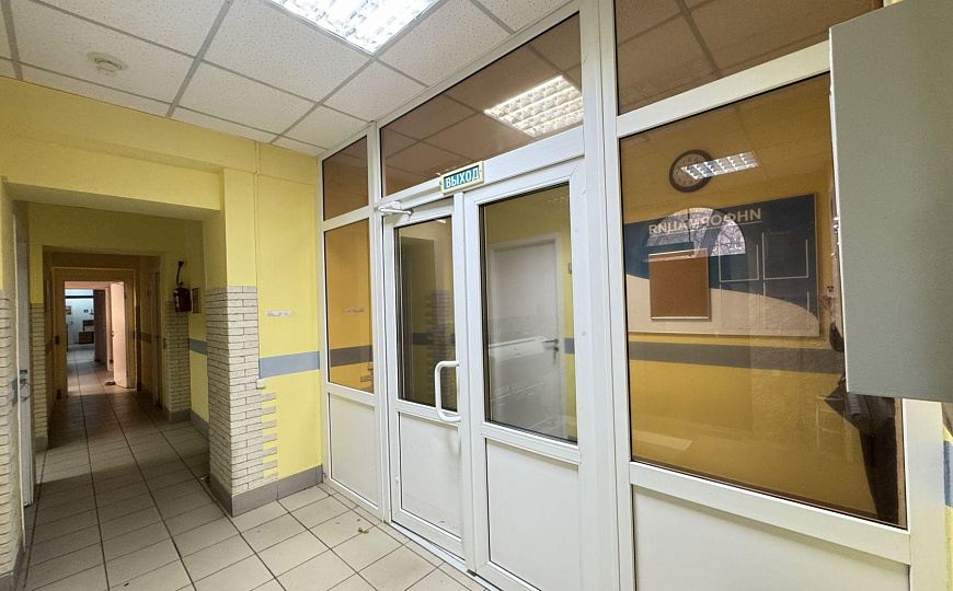 Помещение 290 м2 под типографию и конструкторское бюро фото