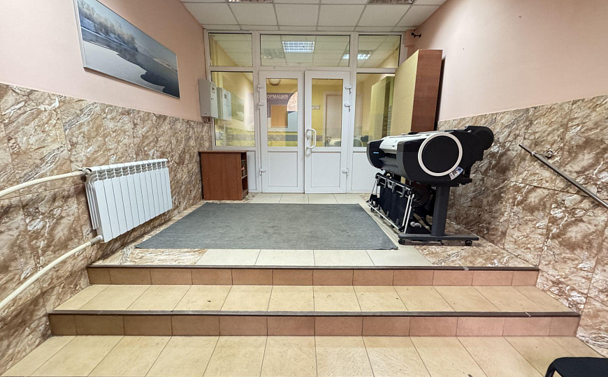 Помещение 290 м2 под типографию и конструкторское бюро фото