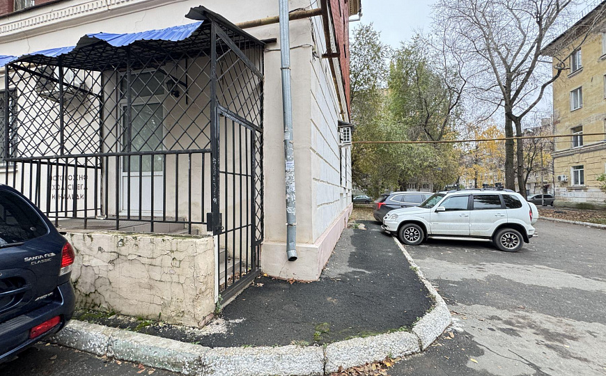 Помещение 290 м2 под типографию и конструкторское бюро фото