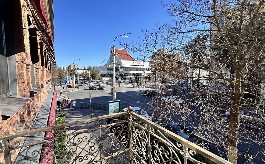 Собственник/Ремонт/Витрины/Вывеска/60 кВТ фото