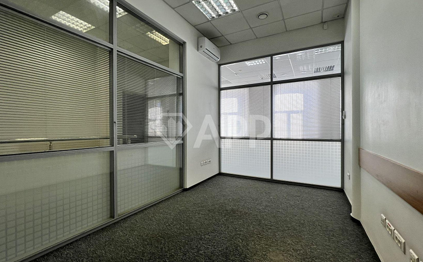 Собственник/Ремонт/Витрины/Вывеска/60 кВТ фото