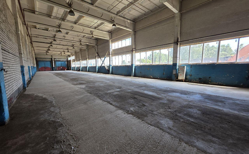 Производственно-складское помещение 700кв. фото