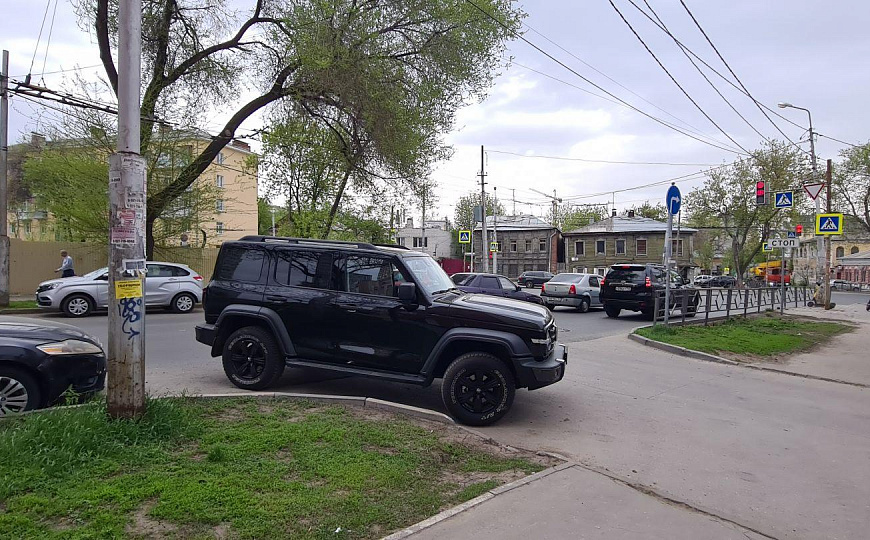 Сдам помещение в цоколе жилого дома с окнами, 14 м² фото