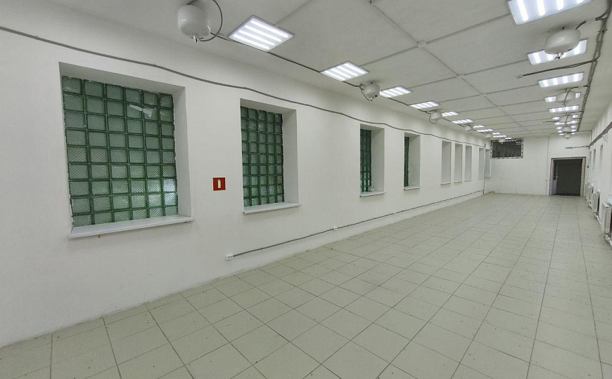 1253 м² свободного назначения фото