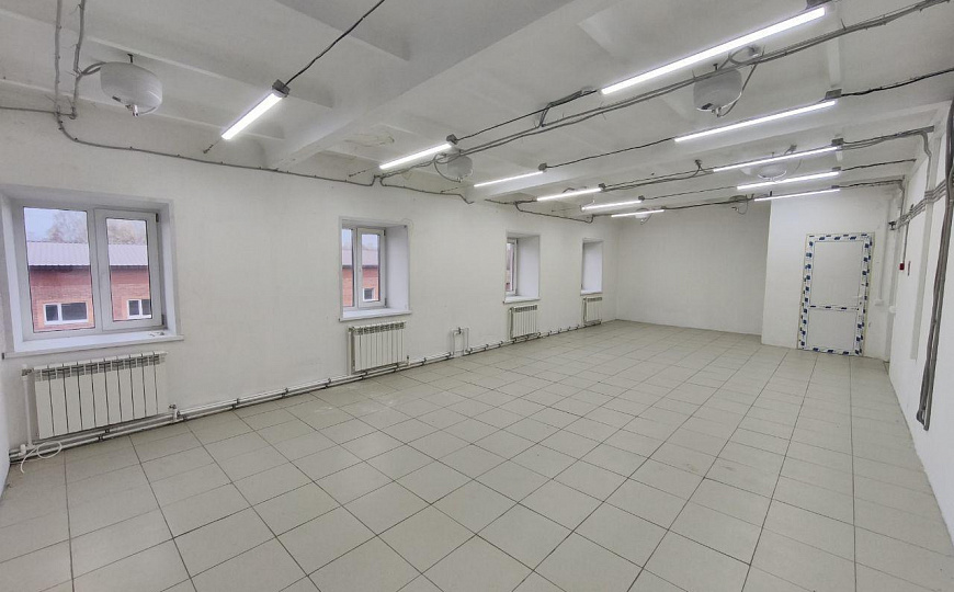 1253 м² свободного назначения фото