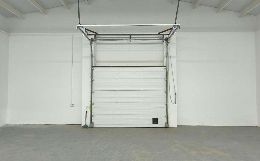 565.5 м² свободного назначения фото