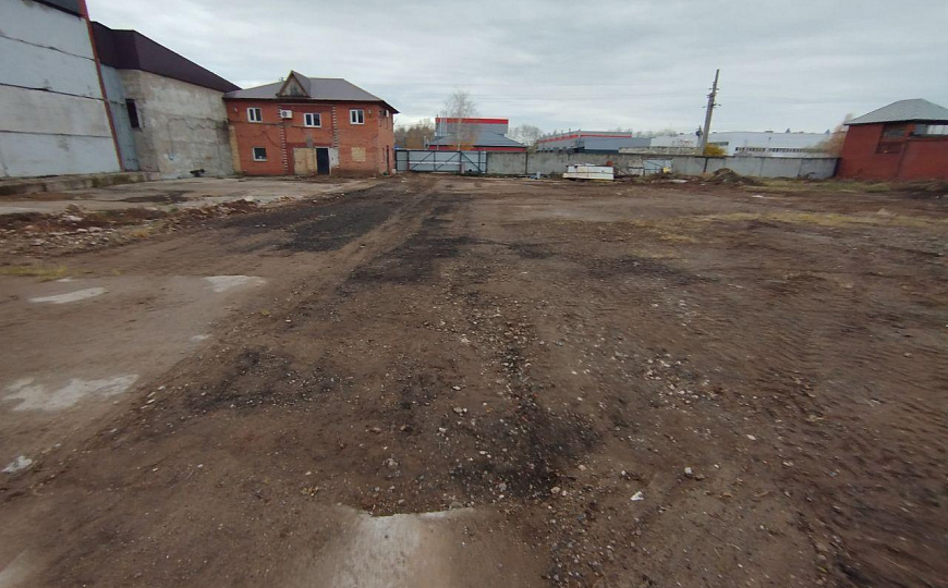 Продается 0,5 га промка с боксом 440 кв.м фото