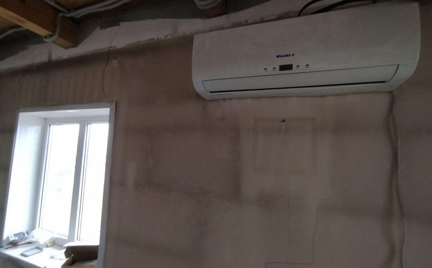 Продается 0,5 га промка с боксом 440 кв.м фото