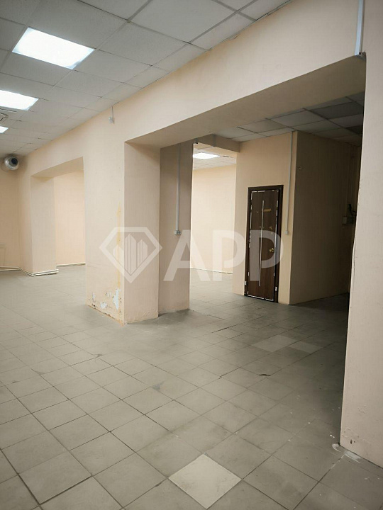 1 линия/Вода/Парковка/Под торговлю, услуги фото