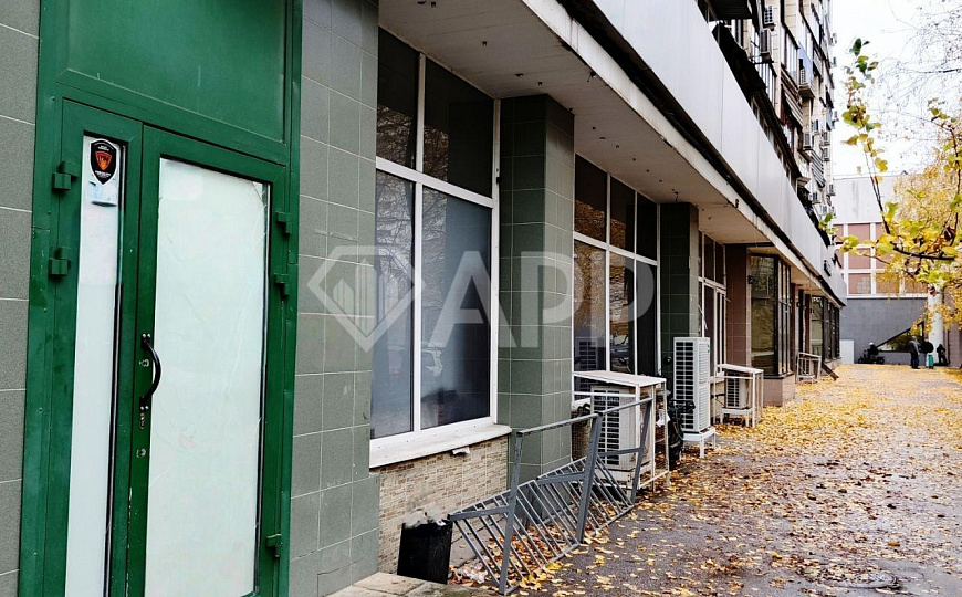 Готовый арендный бизнес - торговое помещение 228 м2 фото