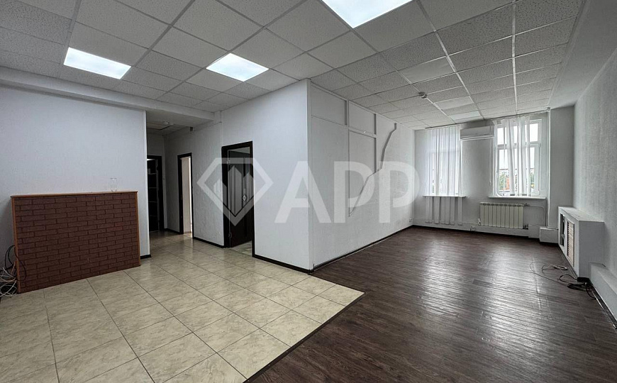 Офис с водой и санузлом/Парковка, 68 м2 фото