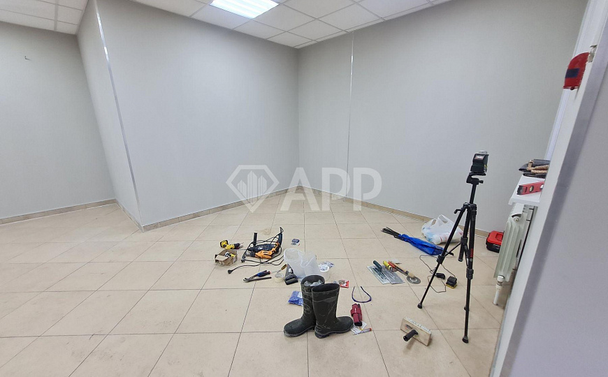 1 линия/Торговля/Услуги/Отд.вход фото