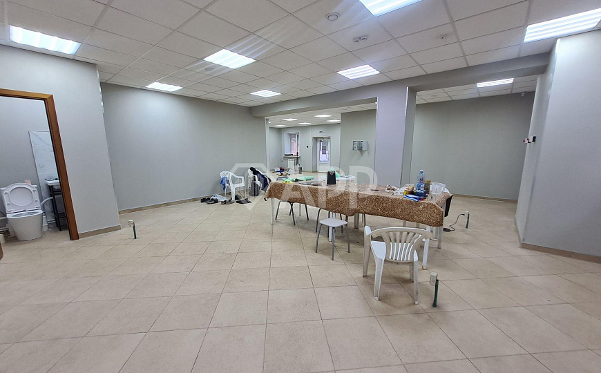 1 линия/Торговля/Услуги/Отд.вход фото