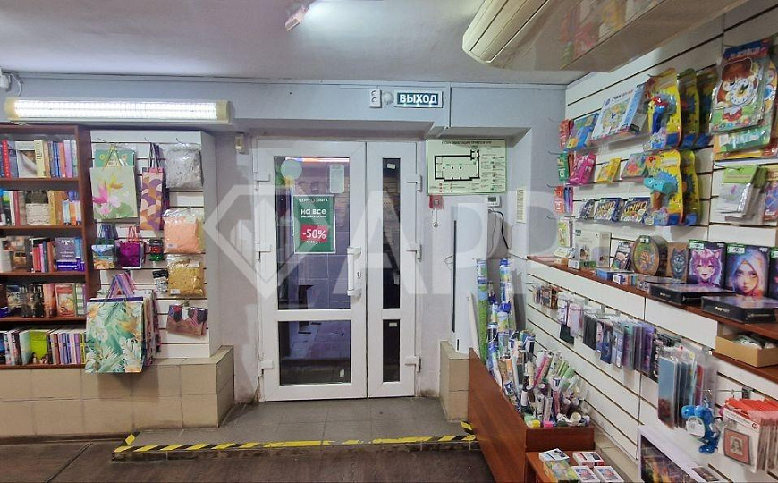 Центр города/1 этаж/Голубой огонёк/высокий трафик/Отдельный вход фото