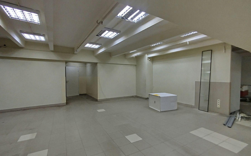 Сдам отдельно стоящее здание, 540 м² фото