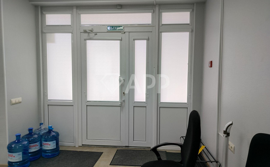 Сдам офисное помещение, 123 м² фото