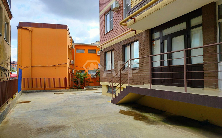 Сдам офисное помещение, 123 м² фото