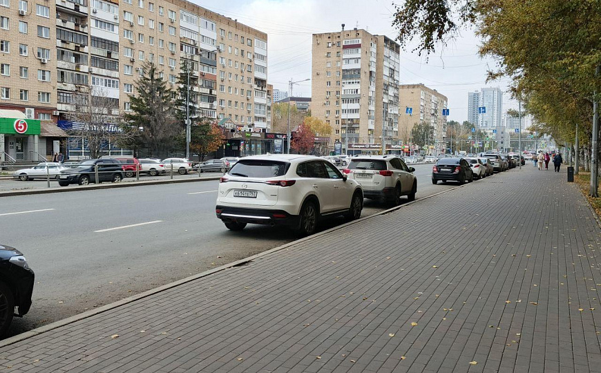 Нежилое помещение 45,3 м2 на 1-ой линии с готовым арендным бизнесом фото