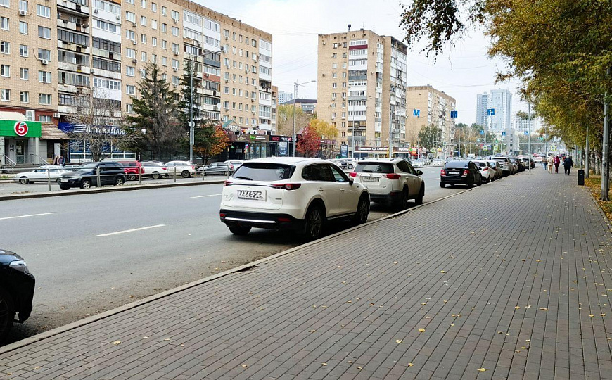 Нежилое помещение 45,3 м2 на 1-ой линии с готовым арендным бизнесом фото