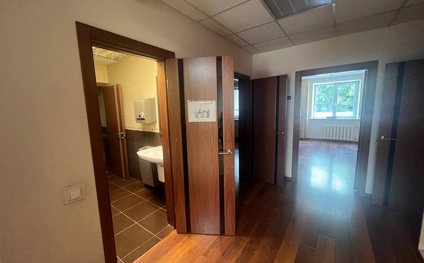 Офисное помещение 220 м2 фото