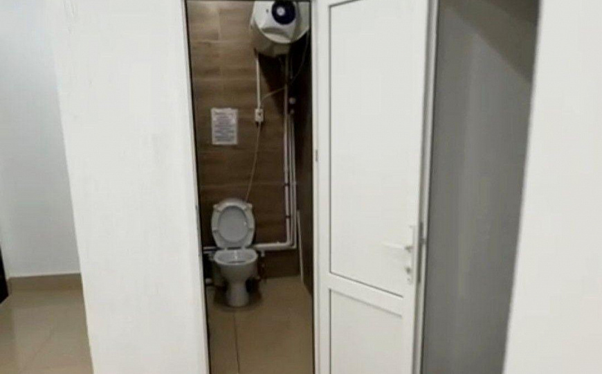 Офисное помещение 16,5 м² с хорошим ремонтом фото