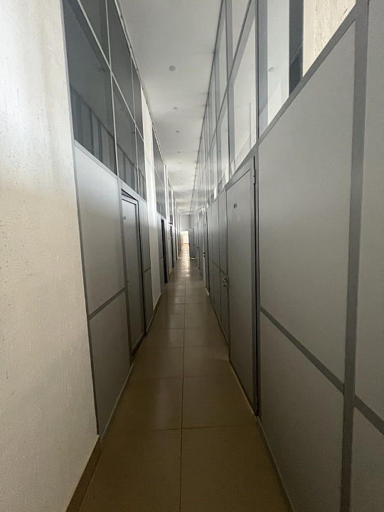 Офисное помещение с высоким трафиком фото