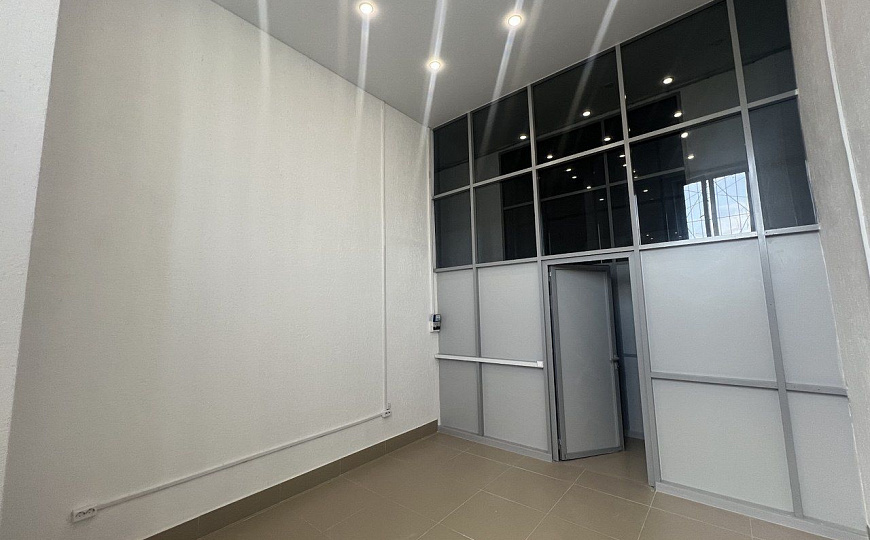 Офисное помещение с высоким трафиком фото