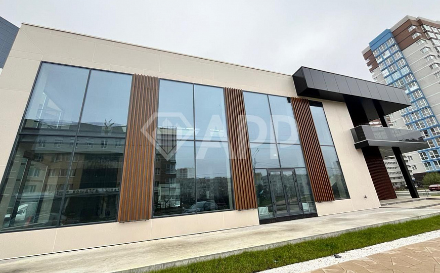 Сдам отдельно стоящее здание, 350 м² фото